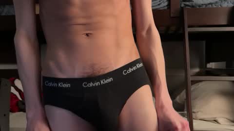 Luis online show from February 26, 2025, 3:53 am