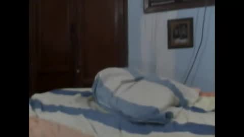 luiscamerom online show from May 9, 2026, 3:23 am