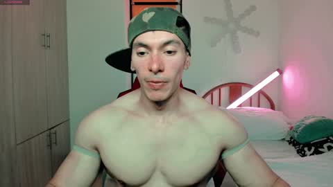 Snapshot of luisfernikesportboy chatting on January 13, 2025, 9:52 pm Luis Fer PVT IS OPEN online show from January 13, 2025, 9:52 pm