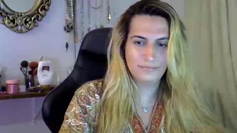 luizacandy online show from December 1, 2024, 10:21 pm