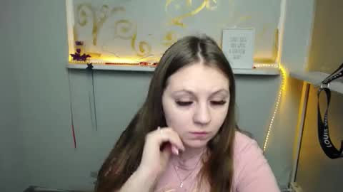 Snapshot of luizaheems_ chatting on December 20, 2024, 11:00 am Luiza online show from December 20, 2024, 11:00 am