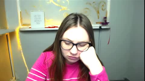 Snapshot of luizaheems_ chatting on January 22, 2025, 10:29 am Luiza online show from January 22, 2025, 10:29 am