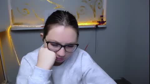 Snapshot of luizaheems_ chatting on February 17, 2025, 7:37 am Luiza online show from February 17, 2025, 7:37 am