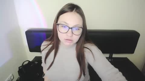 Snapshot of luizaheems_ chatting on December 2, 2025, 10:09 am Luiza online show from December 2, 2025, 10:09 am