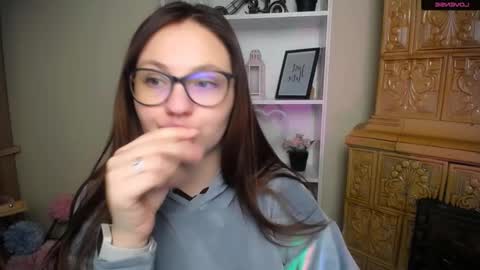 Snapshot of luizaheems_ chatting on December 5, 2025, 7:28 am Luiza online show from December 5, 2025, 7:28 am