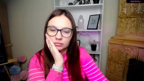 Snapshot of luizaheems_ chatting on December 15, 2025, 5:44 am Luiza online show from December 15, 2025, 5:44 am