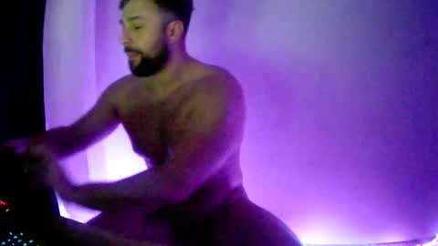 luk_me online show from January 3, 2025, 11:01 pm