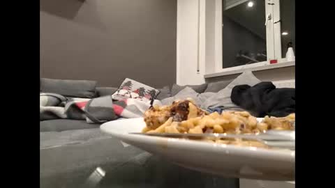 Snapshot of lukasschoetz chatting on November 18, 2025, 7:51 pm lukasschoetz online show from November 18, 2025, 7:51 pm