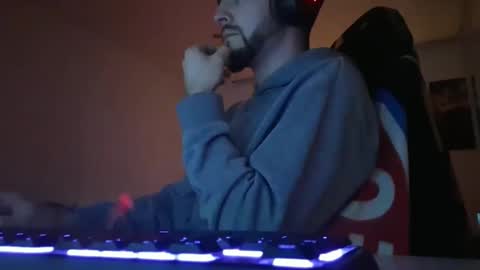 Snapshot of lukasschoetz chatting on January 12, 2026, 7:30 pm lukasschoetz online show from January 12, 2026, 7:30 pm