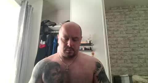 lukasz1808 online show from July 16, 2026, 4:35 pm
