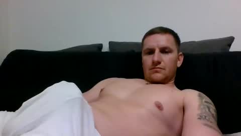 Snapshot of luke5t chatting on December 13, 2025, 7:53 pm luke5t online show from December 13, 2025, 7:53 pm