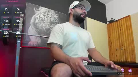 LUKE online show from February 1, 2026, 11:31 am