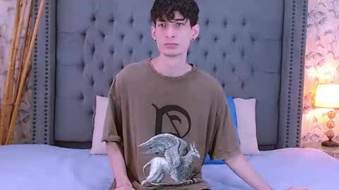 luke_carter online show from October 1, 2025, 1:06 pm