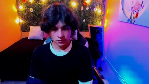 Snapshot of luke_howland chatting on January 21, 2025, 8:21 pm Luke online show from January 21, 2025, 8:21 pm