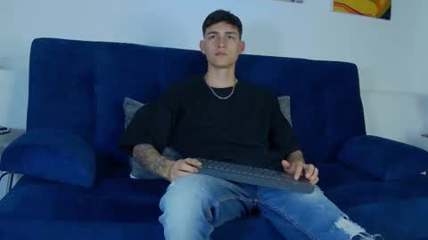 Luke online show from October 12, 2025, 4:44 am