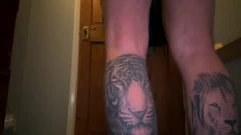 Snapshot of lukeeeeey96 chatting on February 5, 2025, 12:53 am lukeeeeey96 online show from February 5, 2025, 12:53 am