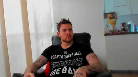 Snapshot of lukeglanton17 chatting on May 12, 2026, 4:37 pm Luke online show from May 12, 2026, 4:37 pm