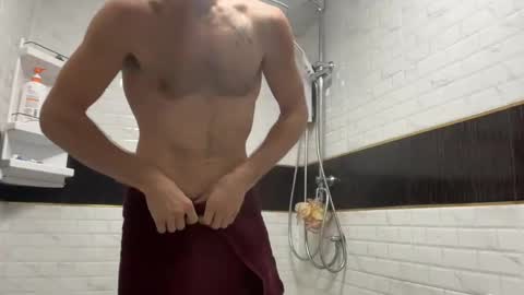 Snapshot of lukegunn22 chatting on January 4, 2025, 11:06 pm MR. Luke Gunn online show from January 4, 2025, 11:06 pm