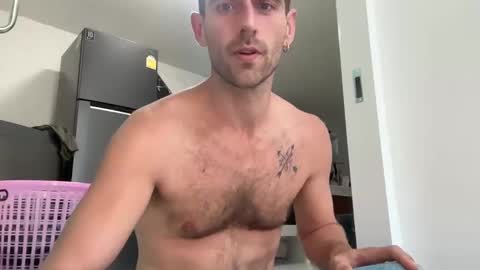 Snapshot of lukegunn22 chatting on January 24, 2025, 12:09 am MR. Luke Gunn online show from January 24, 2025, 12:09 am