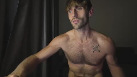 Snapshot of lukegunn22 chatting on November 8, 2025, 3:18 am MR. Luke Gunn online show from November 8, 2025, 3:18 am