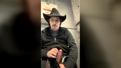 lukekibbe27 online show from February 15, 2026, 12:18 am