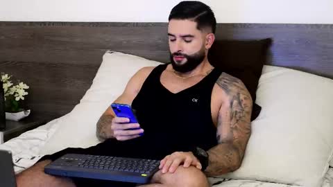 Snapshot of lukhass chatting on October 24, 2025, 1:35 am Lukhas f4f online show from October 24, 2025, 1:35 am