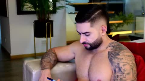 Snapshot of lukhass chatting on November 14, 2025, 1:04 am Lukhas f4f online show from November 14, 2025, 1:04 am