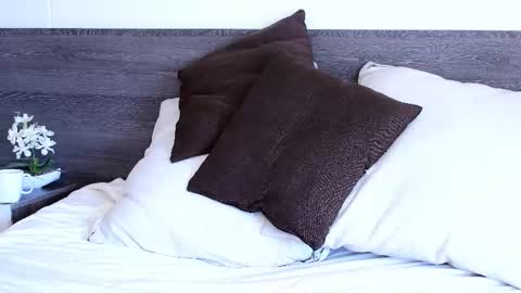 Snapshot of lukhass chatting on November 20, 2025, 9:36 pm Lukhas f4f online show from November 20, 2025, 9:36 pm