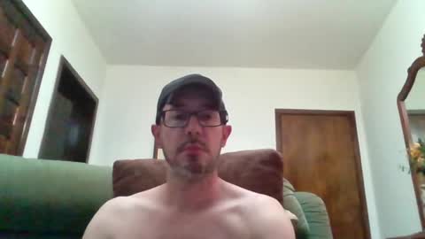 Luke online show from April 24, 2026, 10:45 pm