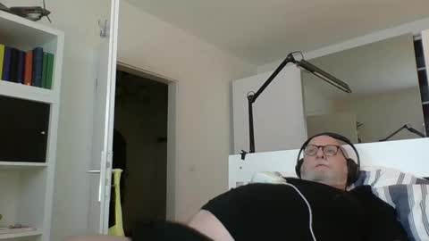 luley58 online show from February 27, 2025, 2:53 am