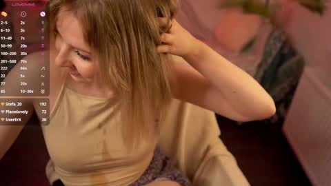 lulu_lovett online show from January 29, 2025, 1:07 pm