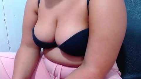  Lulu  online show from February 7, 2025, 8:10 pm