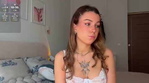 Snapshot of luluberryx chatting on June 10, 2026, 2:12 am lulu berry online show from June 10, 2026, 2:12 am