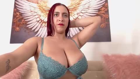 Snapshot of luluragazzi chatting on May 21, 2026, 2:18 am online show from May 21, 2026, 2:18 am
