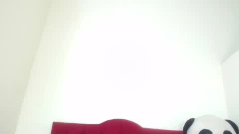 LULU online show from January 8, 2025, 5:26 pm