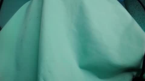 Luly online show from December 17, 2025, 3:34 am