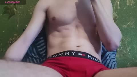 Snapshot of lumberxxxx chatting on December 18, 2025, 12:44 pm lumberxxxx online show from December 18, 2025, 12:44 pm