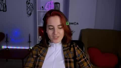 Snapshot of lumera_gentle chatting on December 15, 2025, 6:39 am lumera_gentle online show from December 15, 2025, 6:39 am