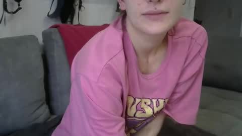 Snapshot of lumivex chatting on December 16, 2025, 12:10 pm lumivex online show from December 16, 2025, 12:10 pm