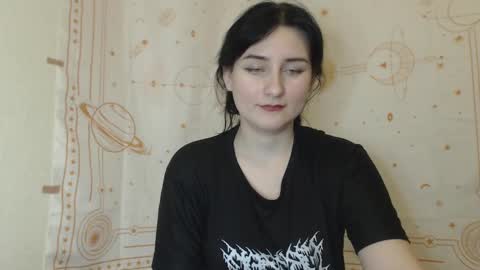 Lumulav online show from March 4, 2025, 8:27 pm