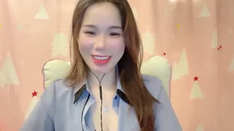Snapshot of luna4739 chatting on April 28, 2026, 4:12 pm Luna online show from April 28, 2026, 4:12 pm