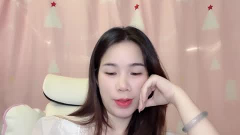 Snapshot of luna4739 chatting on June 5, 2026, 1:06 pm Luna online show from June 5, 2026, 1:06 pm