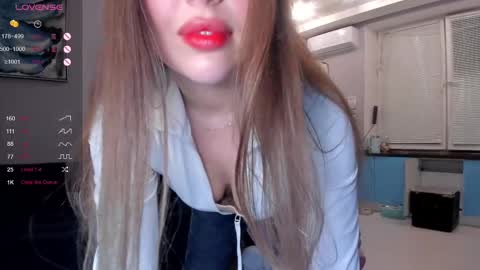 Snapshot of luna__l chatting on March 6, 2025, 8:59 pm Alice online show from March 6, 2025, 8:59 pm