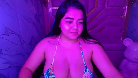 Luna online show from April 23, 2026, 3:30 am