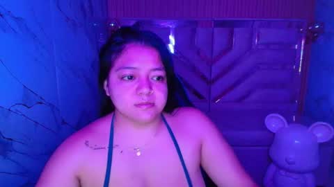 Luna online show from May 3, 2026, 3:12 am