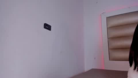 luna online show from October 31, 2025, 1:39 am