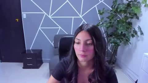 Snapshot of luna_bennett_ chatting on February 24, 2026, 8:40 pm luna_bennett_ online show from February 24, 2026, 8:40 pm