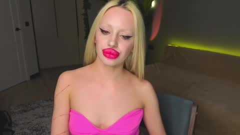 Snapshot of luna_beverly chatting on April 30, 2026, 10:36 pm luna_beverly online show from April 30, 2026, 10:36 pm