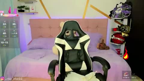 Luna online show from February 11, 2026, 9:42 pm