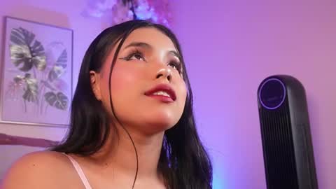 Snapshot of luna_cullen chatting on June 26, 2026, 7:40 pm Lunita online show from June 26, 2026, 7:40 pm